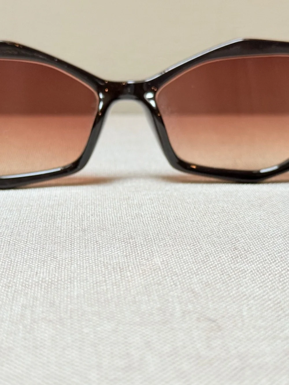 Vintage Look AJ Morgan Chocolate Brown Cat Eye Style Sunglasses